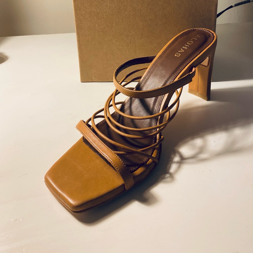 COPY - Alohas heels